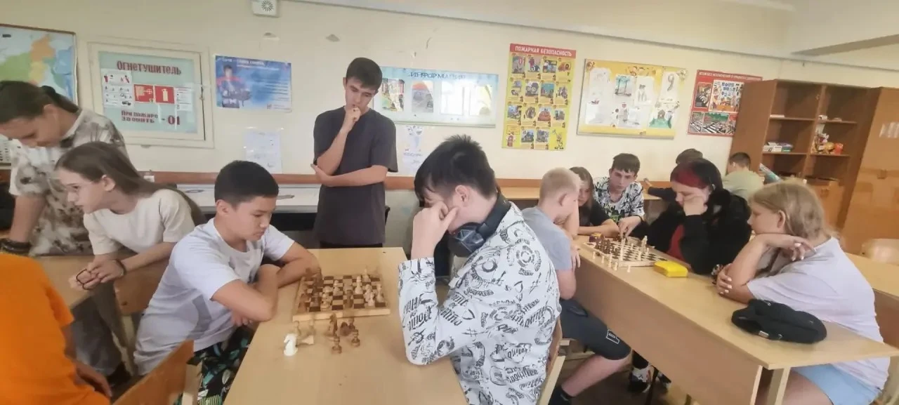 ♟️Шахматное сражение в «Юности» 👑В санатории «Юность» кипели нешуточные страсти — прош...