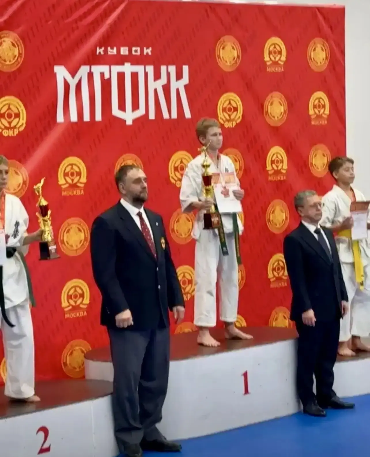 🥋🥇 НА ТАТАМИ — ЗА ПОБЕДОЙ! НАШ СЕМИКЛАССНИК ЗАБИРАЕТ ЗОЛОТО!