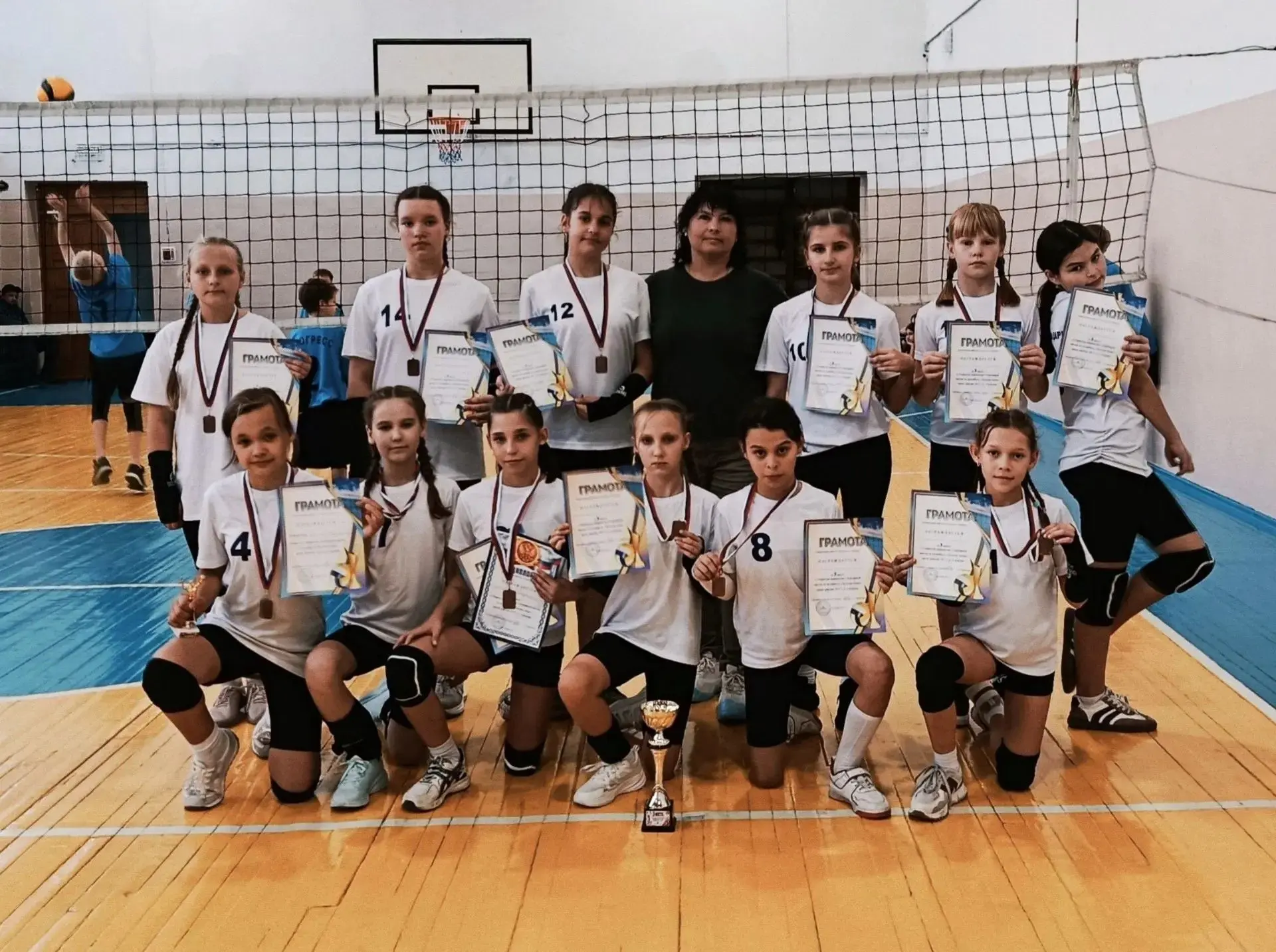 Завитинские волейболистки успешно выступили на турнире «Золотая осень» 🏐🥉09 октября 2...