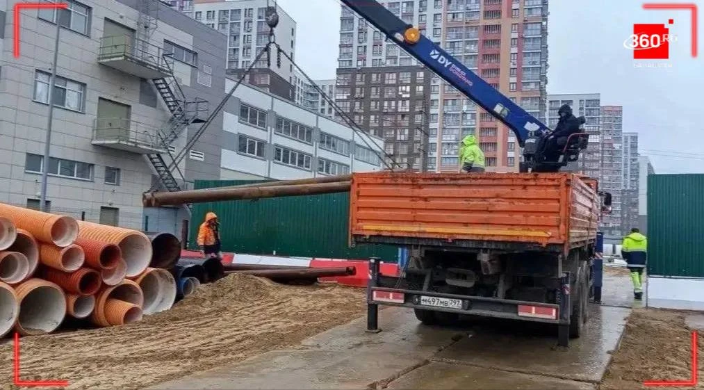 🚧 На улице Бояринова в Балашихе устанавливают бортовой камень