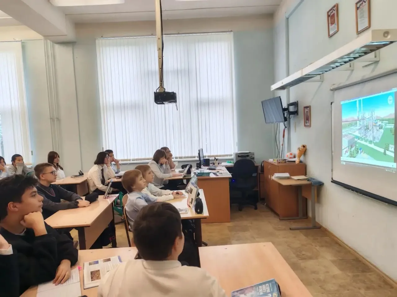🌟Щелк — и в классе светло. А как это работает на самом деле?