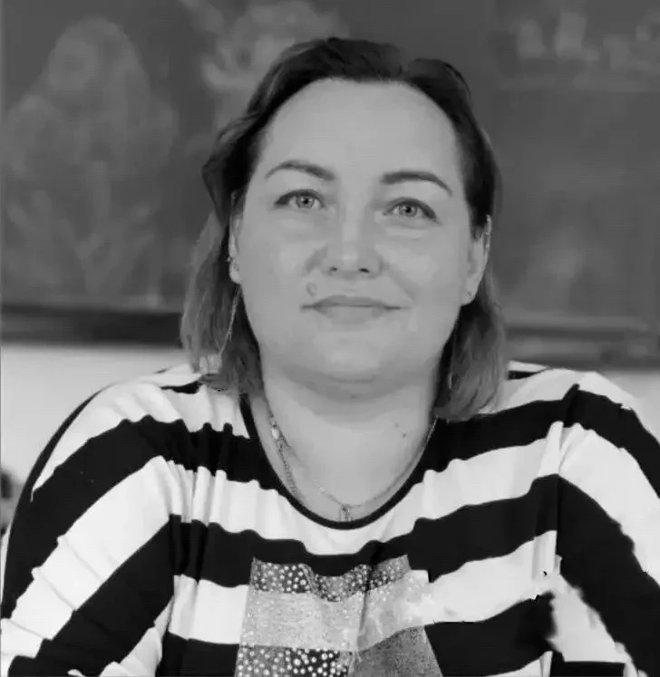 🕯Преподаватель Далевского университета Оксана Зверева погибла при атаке БПЛА на Луганск.