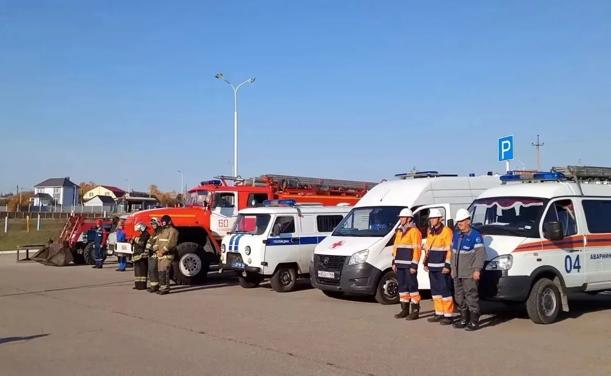 Сегодня в Татищевском районе проведена штабная тренировка по теме действий органов упра...