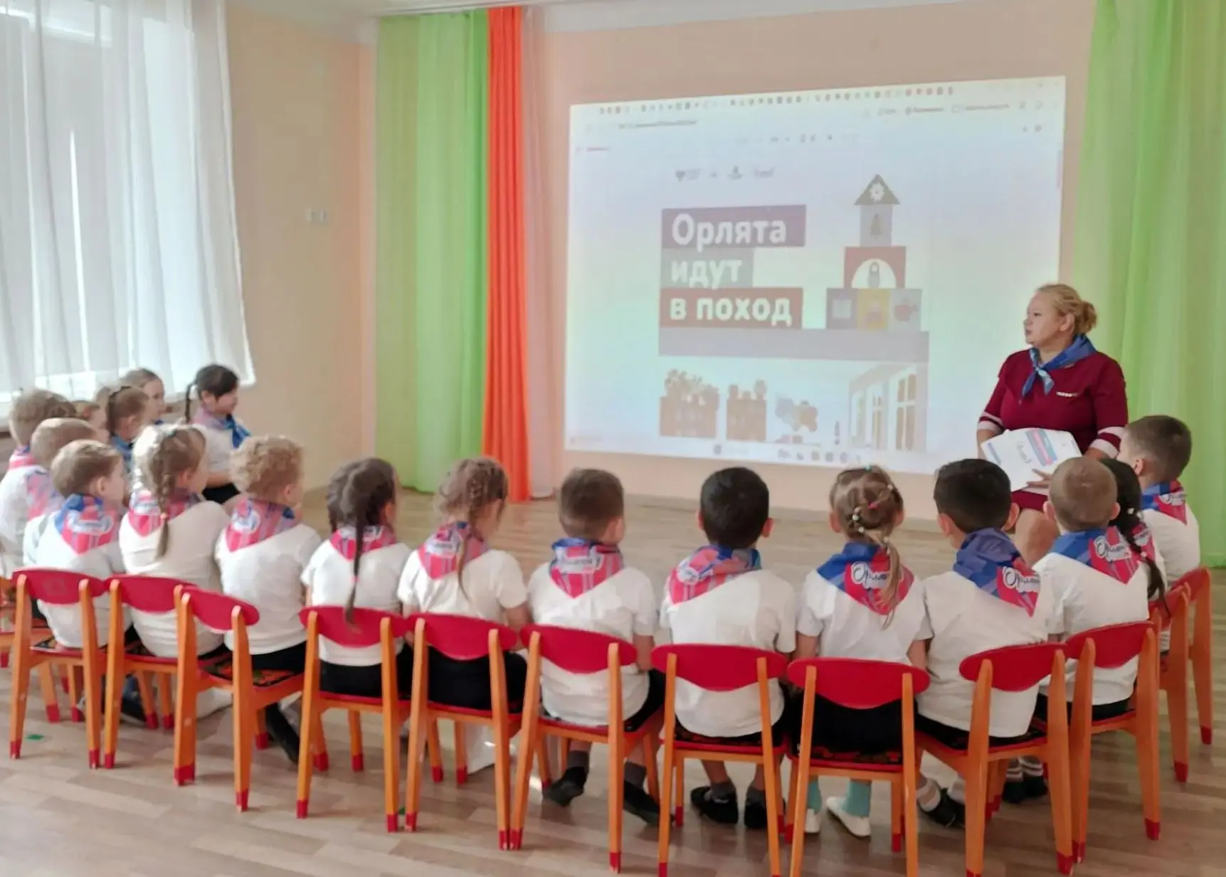 В рамках Всероссийского проекта «Орлята-дошколята» воспитанники группы «Солнышко» приня...