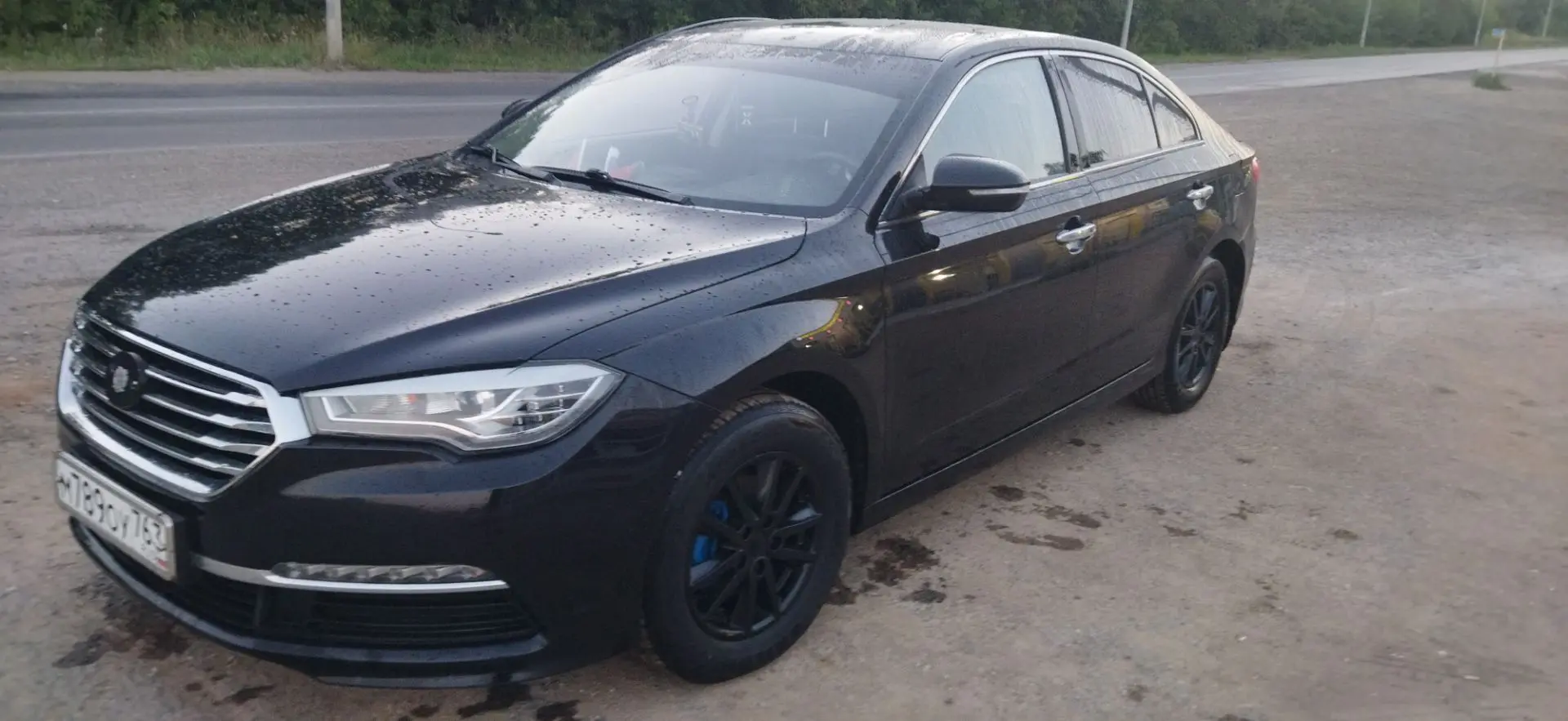 Продаю Lifan Murman 2017 года. Пробег 115000.владею третий год.