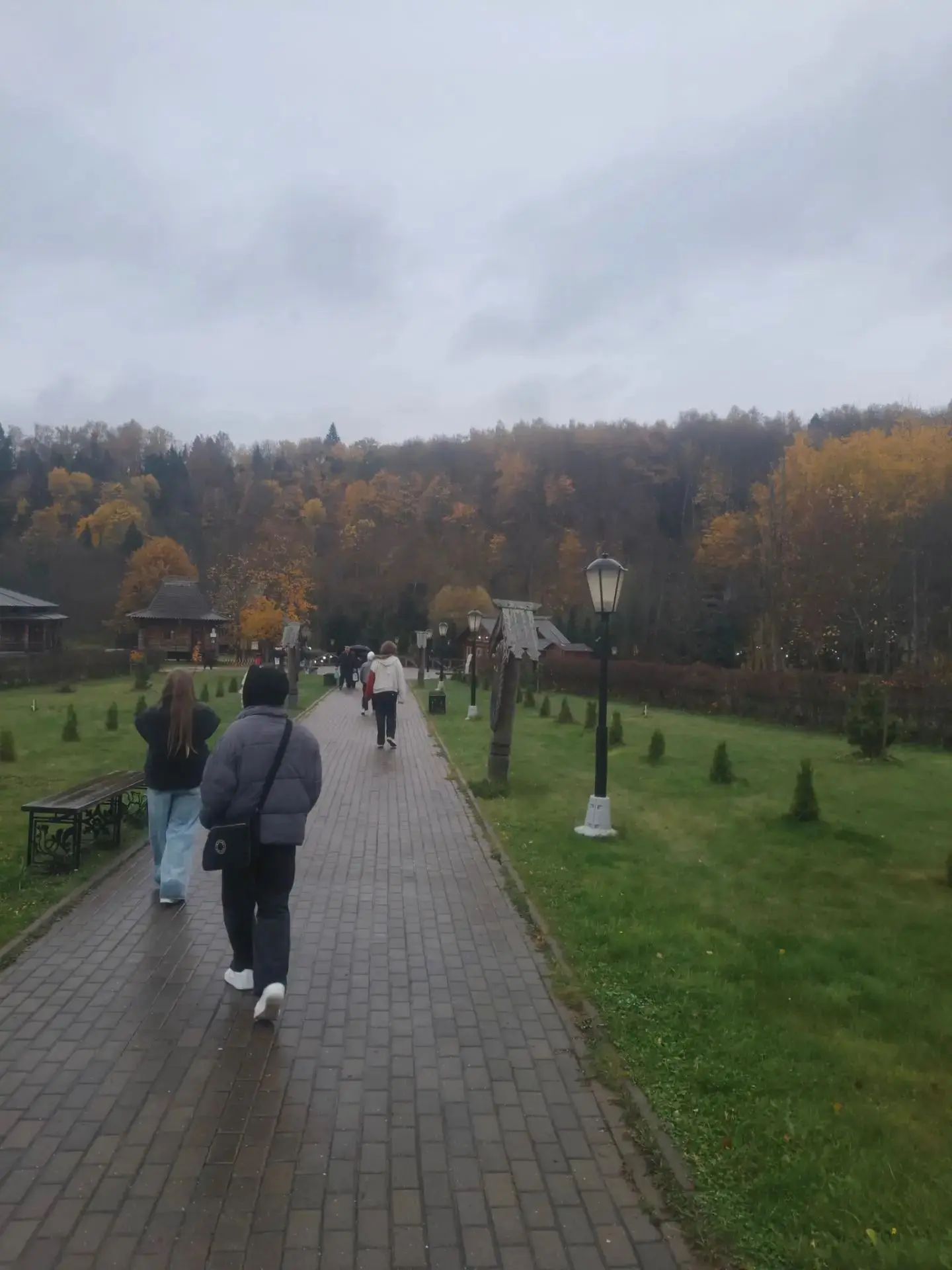 Продолжаем вести трансляцию из Сергиева Посада