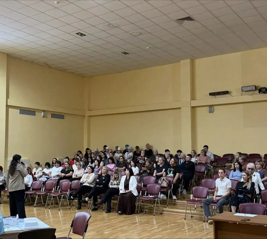 🏫В средней школе № 25 города Альметьевска состоялся педагогический совет, в котором пр...