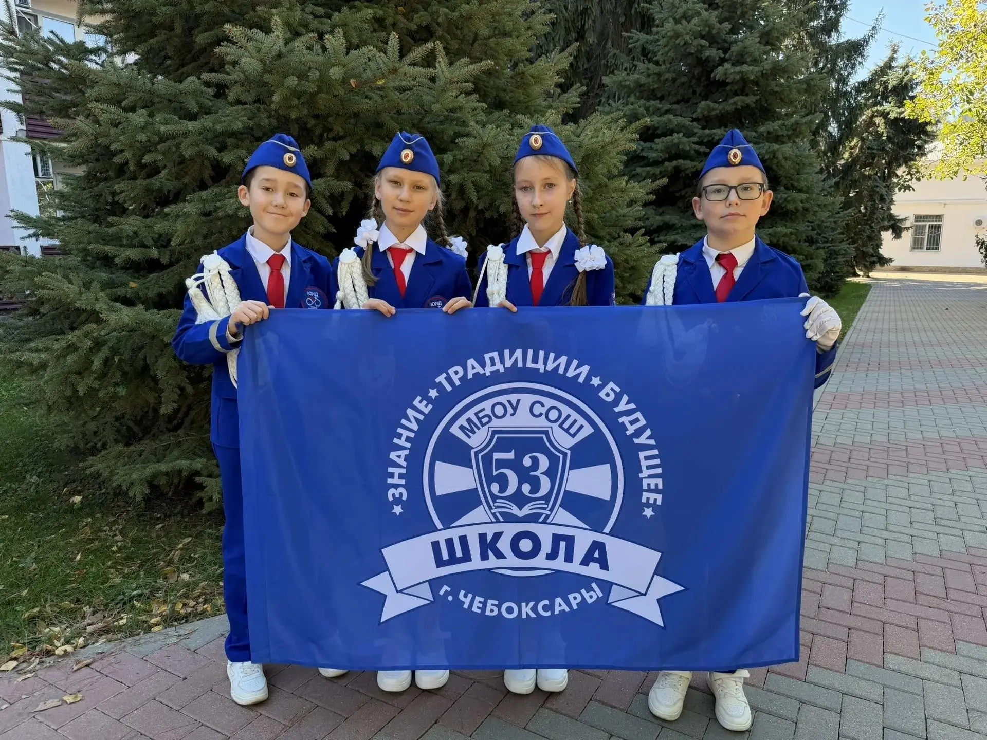 Школа №53 Чебоксар — в десятке лучших команд России! 🚦🏆