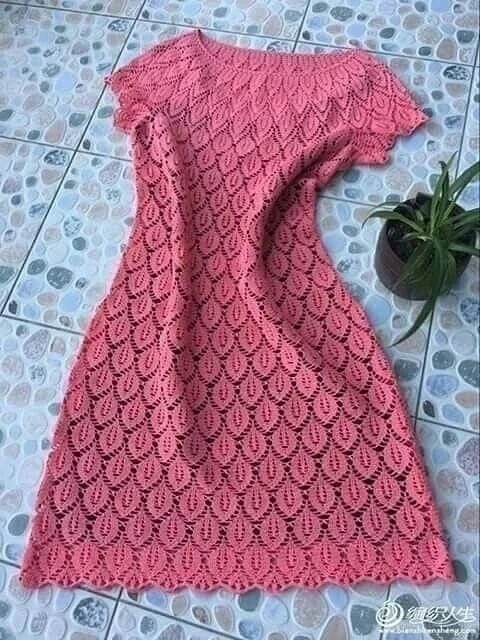 Платье связанное крючком