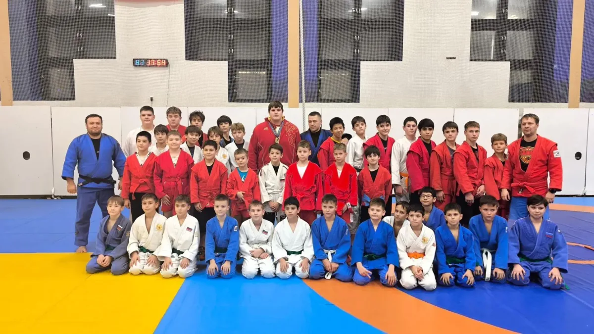 🥇 Чемпион мира поделился опытом с юными спортсменами