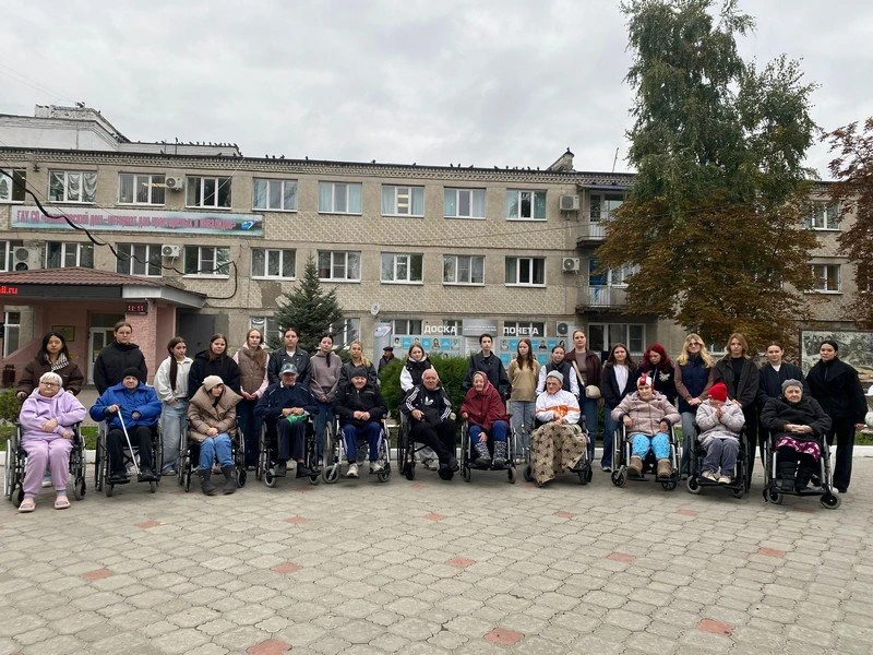 В Балашовском доме-интернате для престарелых и инвалидов в рамках волонтерской деятельн...