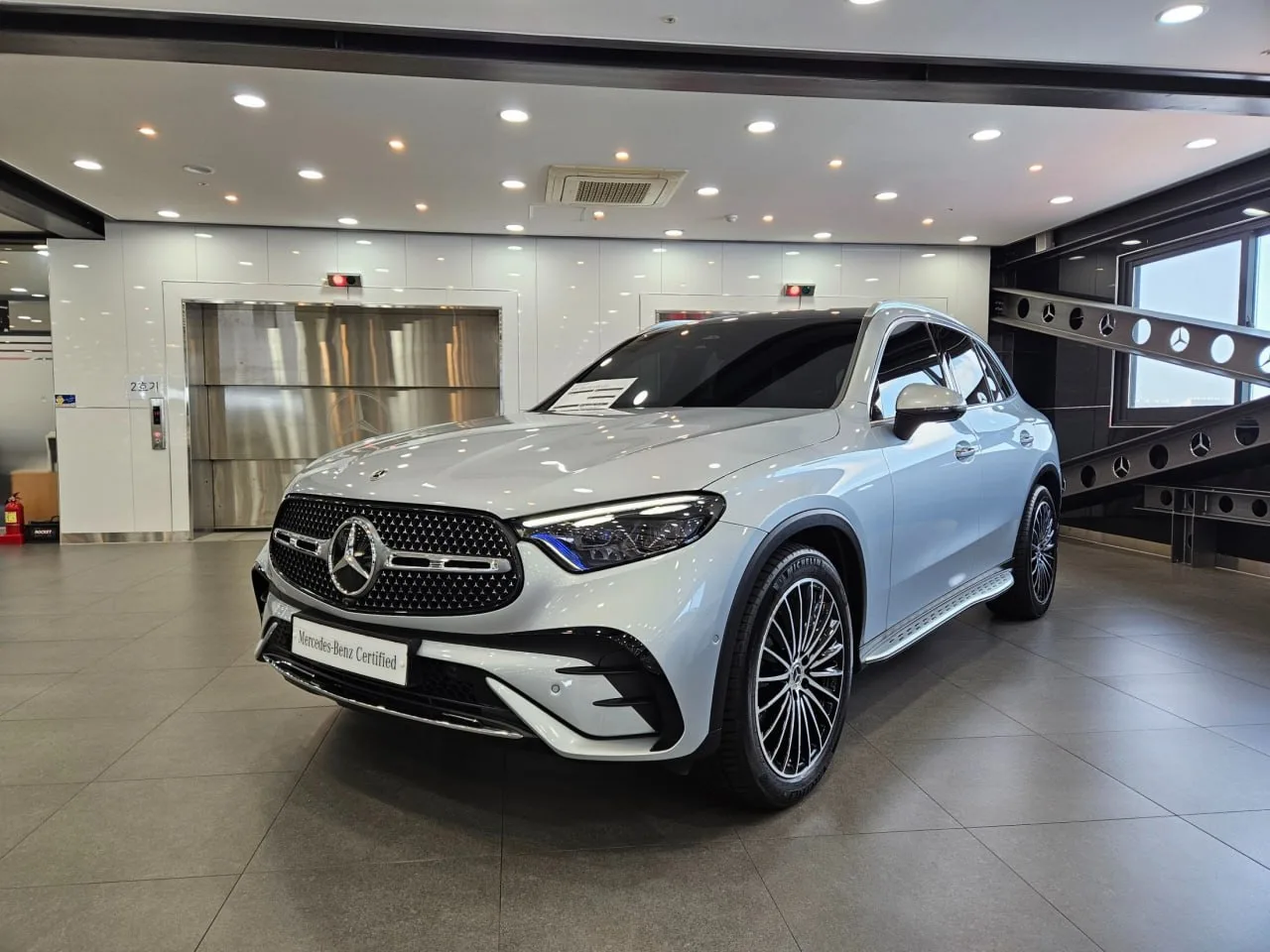 🗣Mercedes-Benz GLC — почти новый и уже в AMG Line
