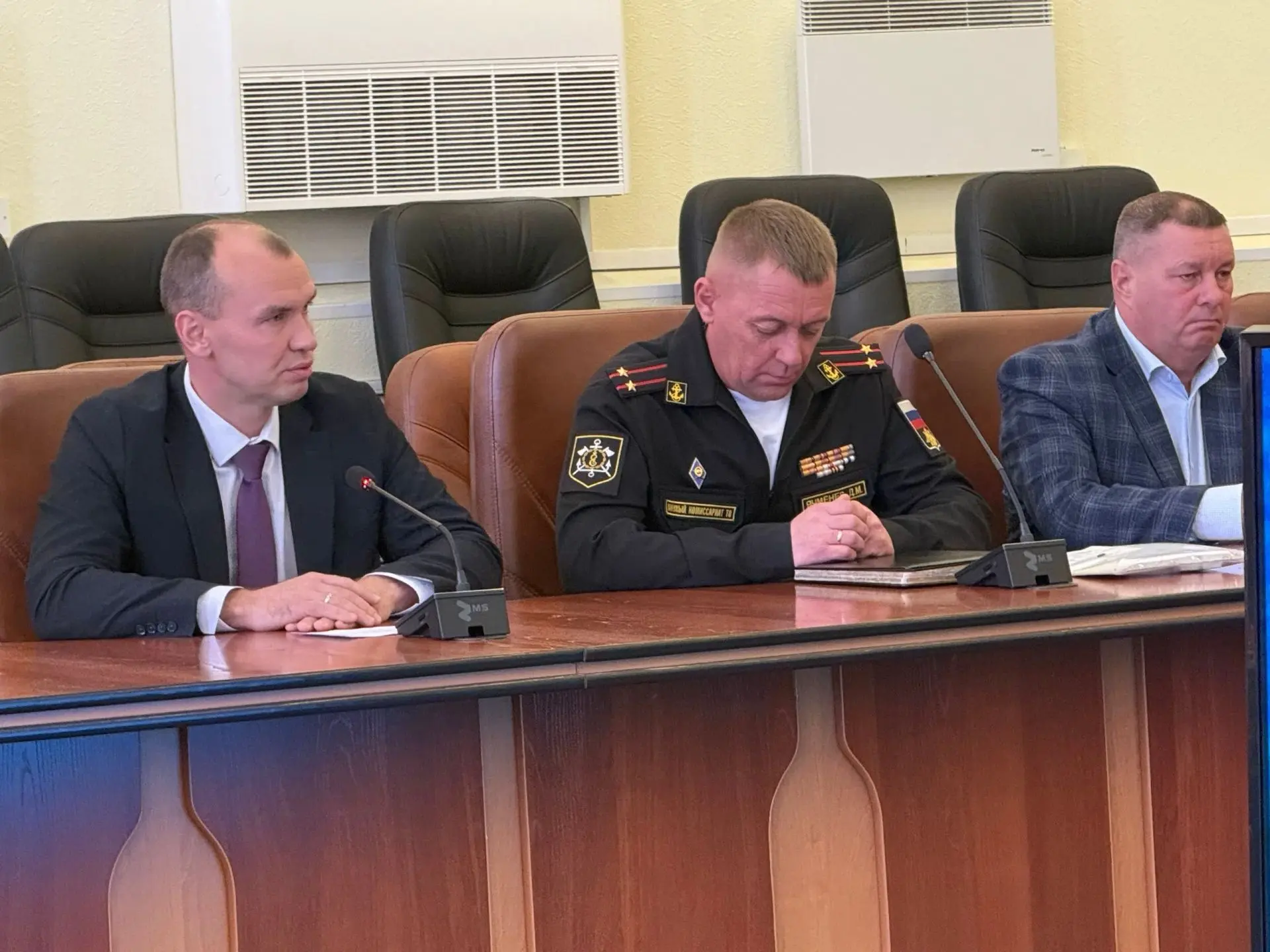 Сегодня  передали государственные награды семьям военнослужащих, погибших при исполнени...