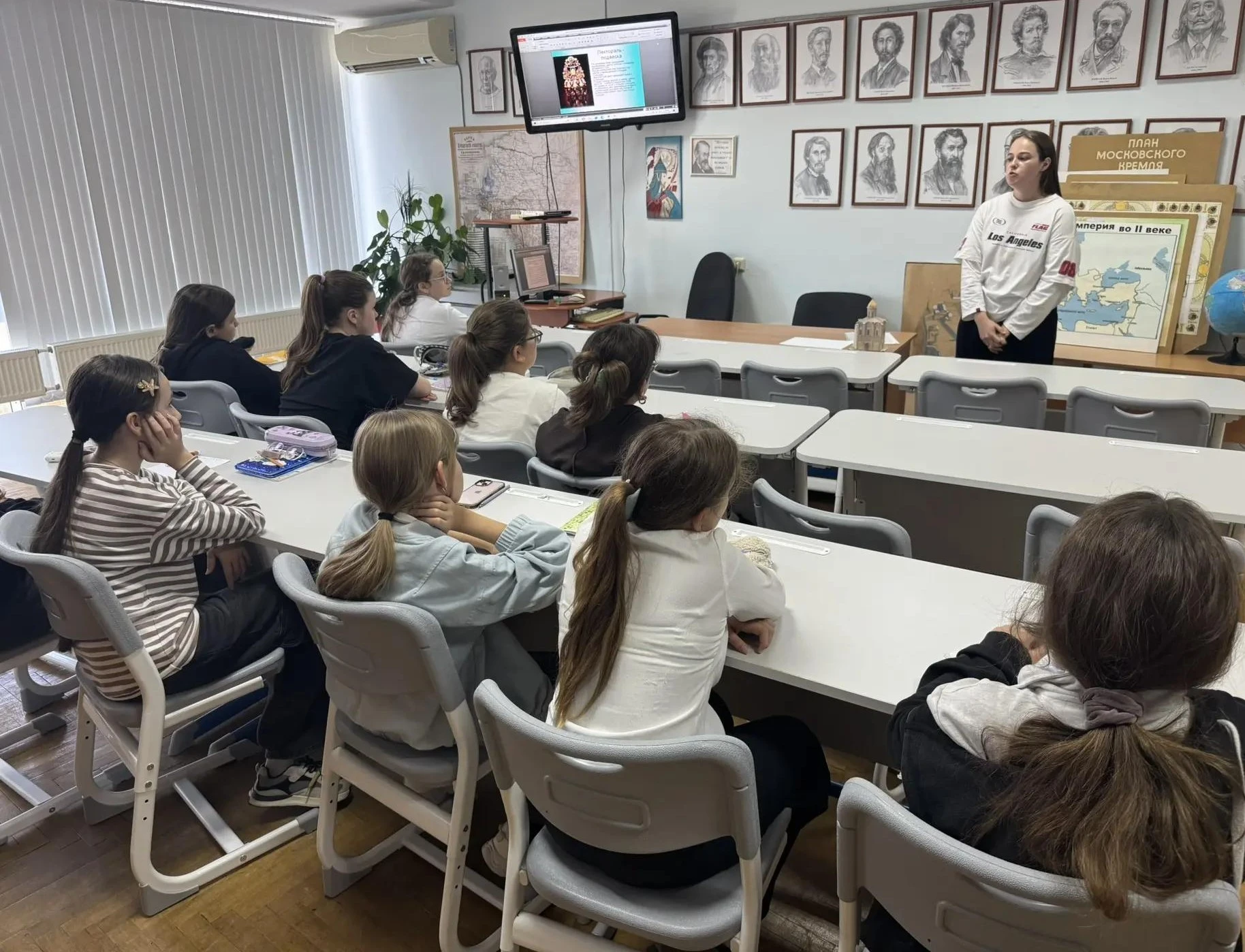 🌞 07 октября 2026 года педагогом - психологом проведена профилактическая беседа «Рюкза...