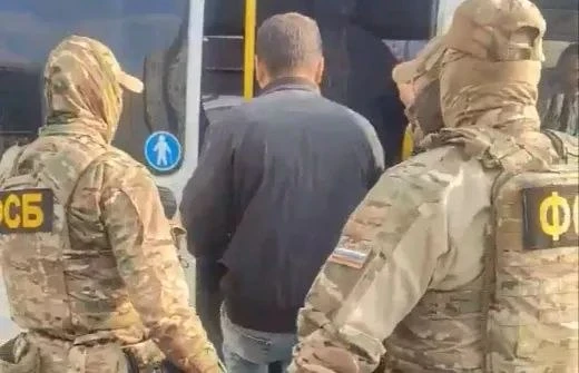 Начальник хозяйственно-технической службы аэропорта попался на взятке.