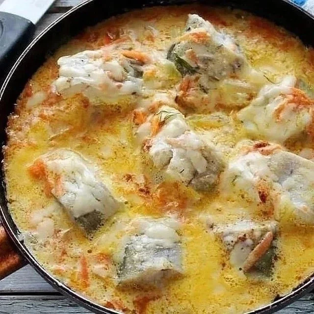 Я готовлю только так минтаи‌ в сметанном соусе. Лучшее рыбное блюдо 🐟