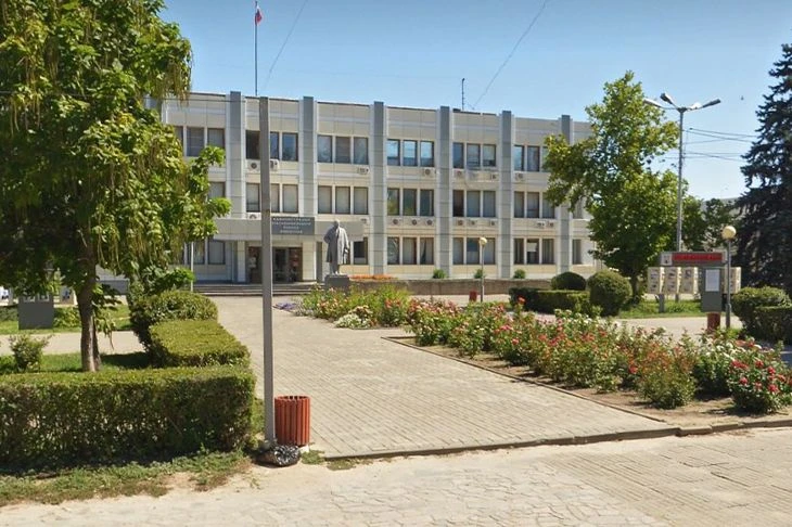 В администрации Красноармейского района Волгограда грядет перестройка. На сайте госзака...
