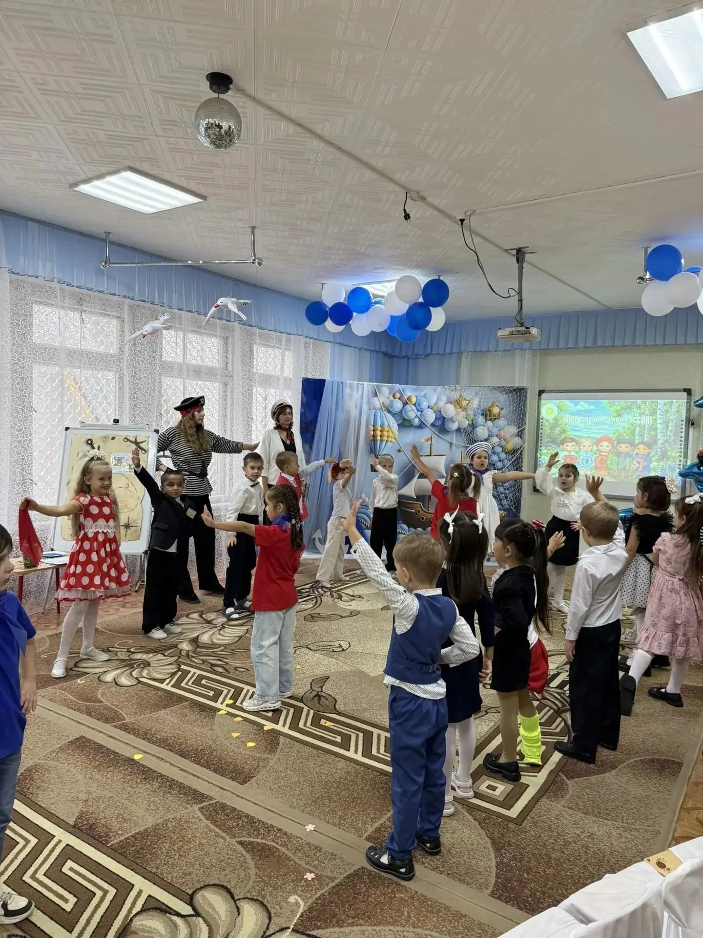 Состоялся XII окружной конкурс художественного чтения «Мир, в котором я живу, называетс...