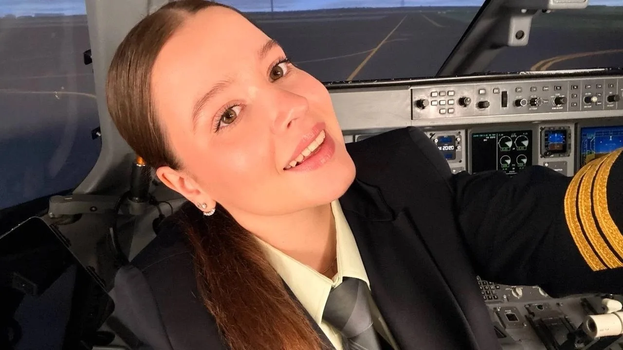 ✈️ 24-летняя жительница Йошкар-Олы уже два года управляет пассажирскими самолётами
