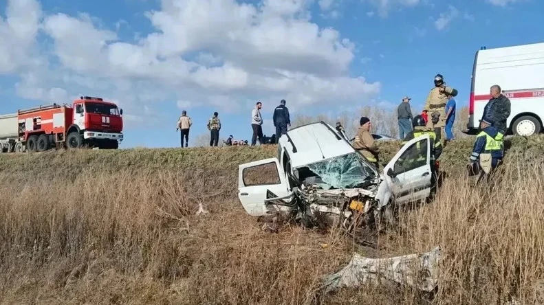 4 человека погибли и 5 получили травмы: два смертельных ДТП произошли в Оренбуржье