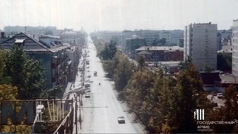 Панорама Комсомольского проспекта с Художественной галереи