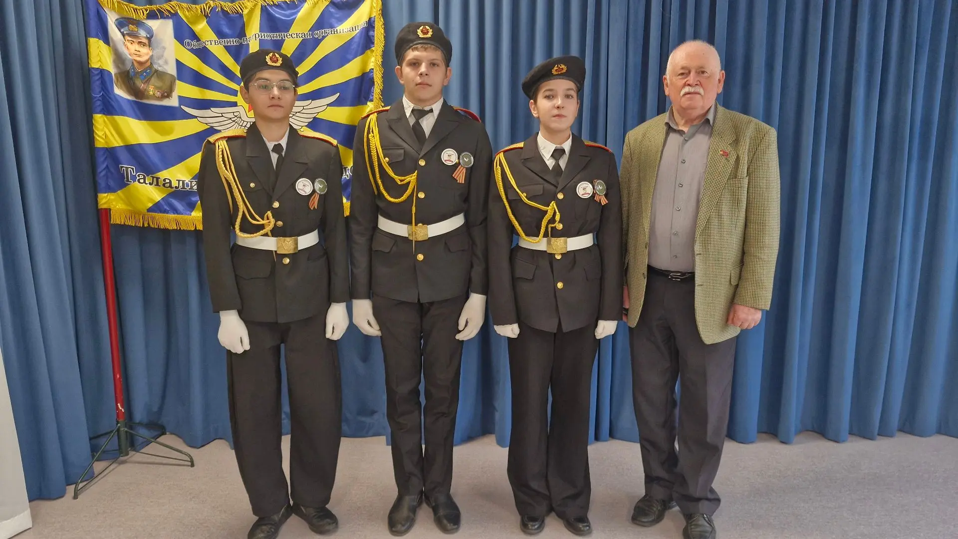 Торжественное посвящение в "Юные талалихинцы" прошло в дошкольном отделении "Белочка"!
