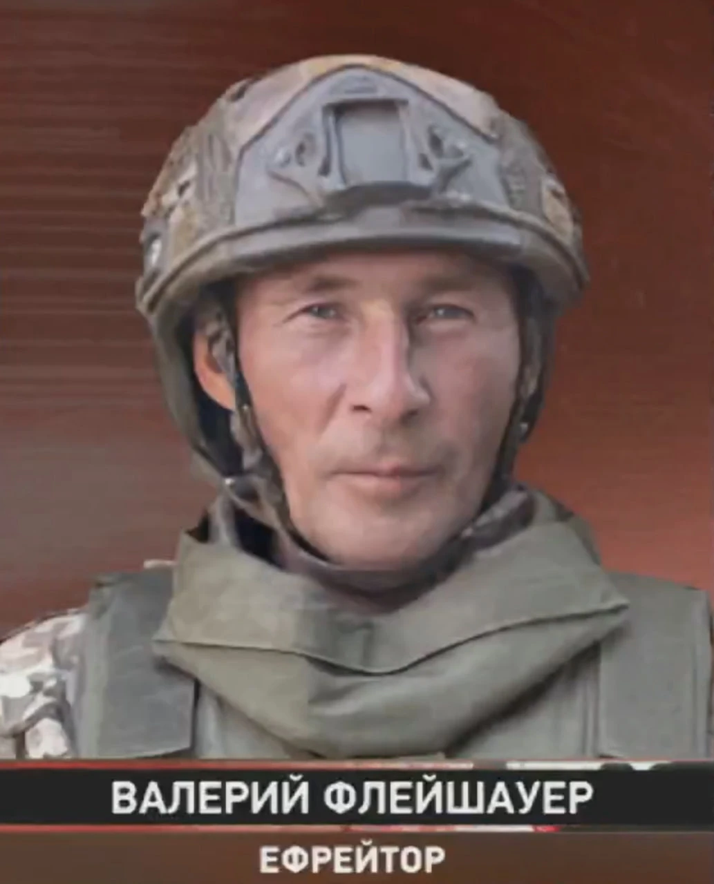 Ефрейтор Валерий Флейшауер, обезвредив восемь взрывоопасных предметов, проделал безопас...