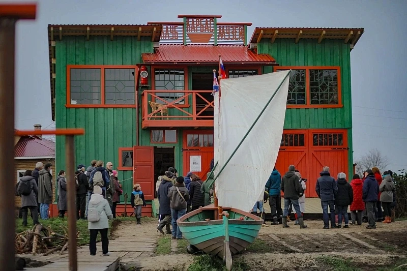 В деревне Кальчино Приморского округа открыли «Карбас-музей» 🛶