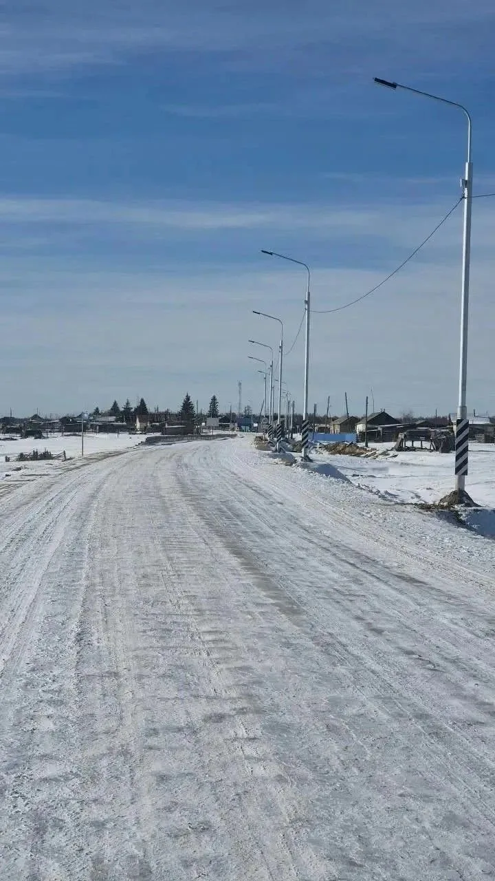 💡 В Якутии завершили устройство наружного освещения на автодороге «Мюрю» в селе Матта