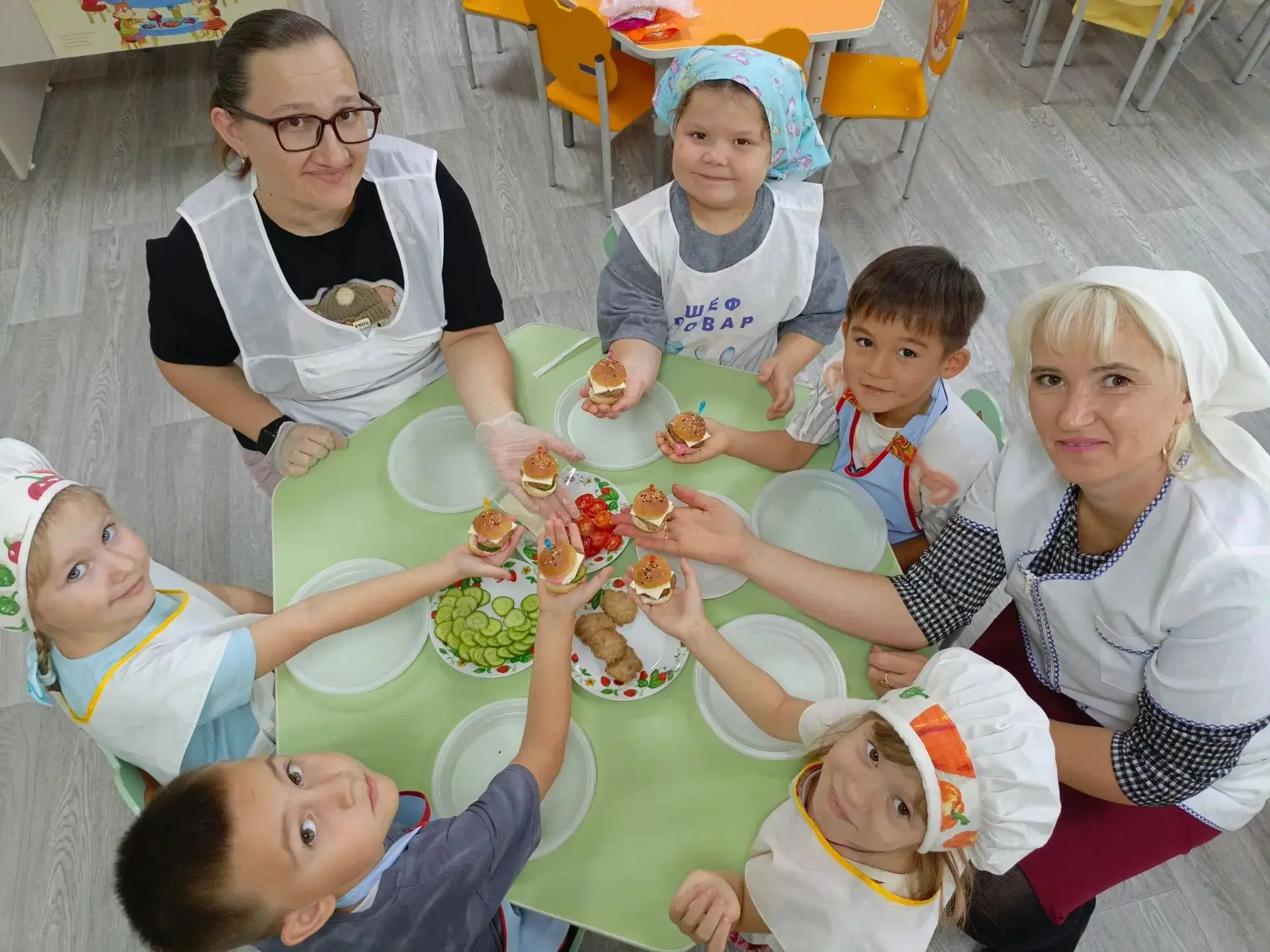🥕 Неделя овощей в детском саду: полезный мастер-класс от заботливой мамы!