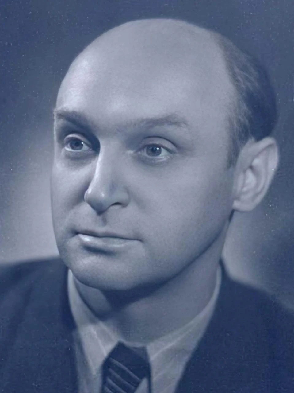 13 октября родился Дмитрий Дмитриевич Нагишкин (1909-1961), писатель, книжный иллюстратор.