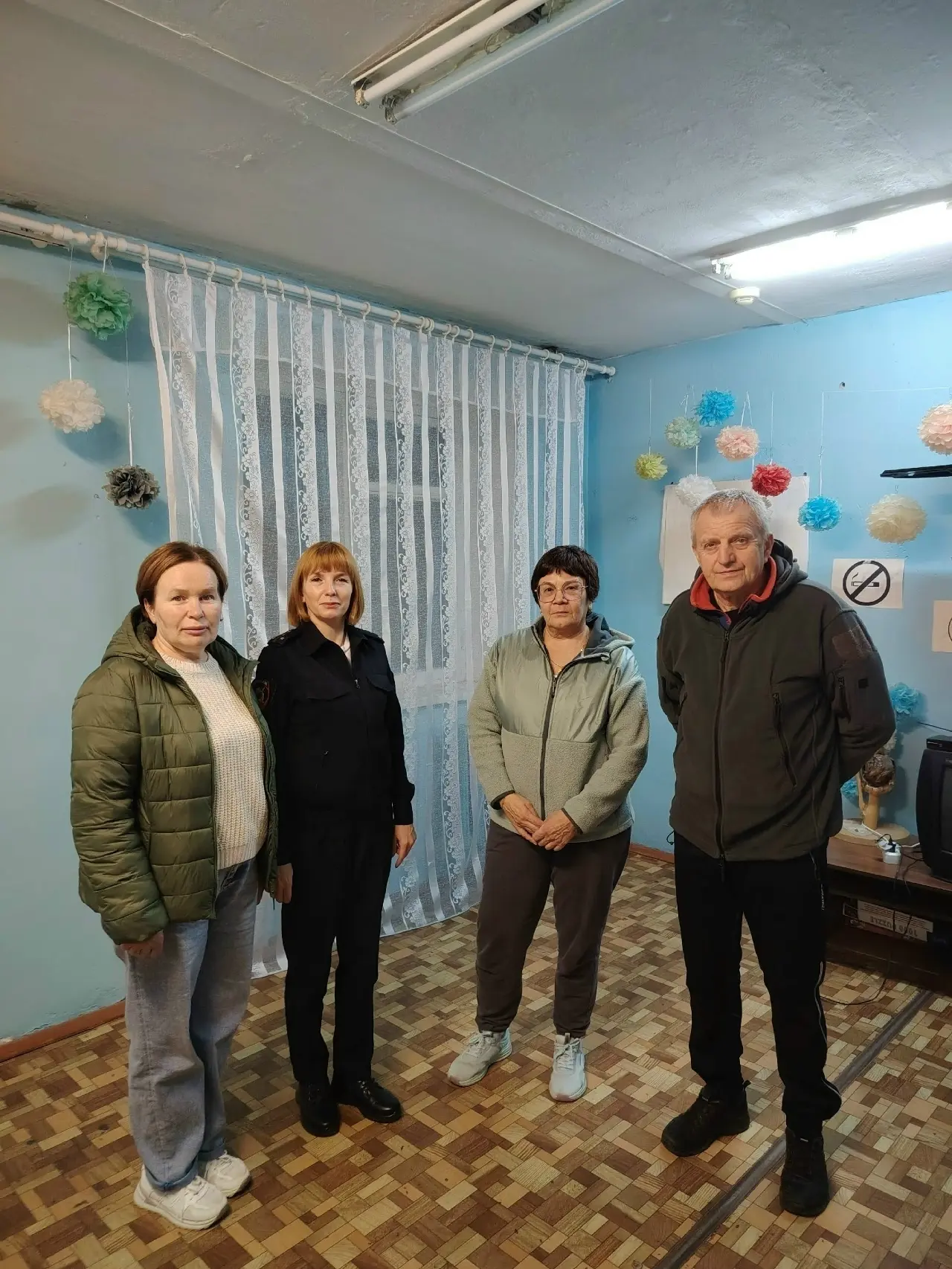 А ЧТО ЭТО ВЫ ТУТ ДЕЛАЕТЕ?