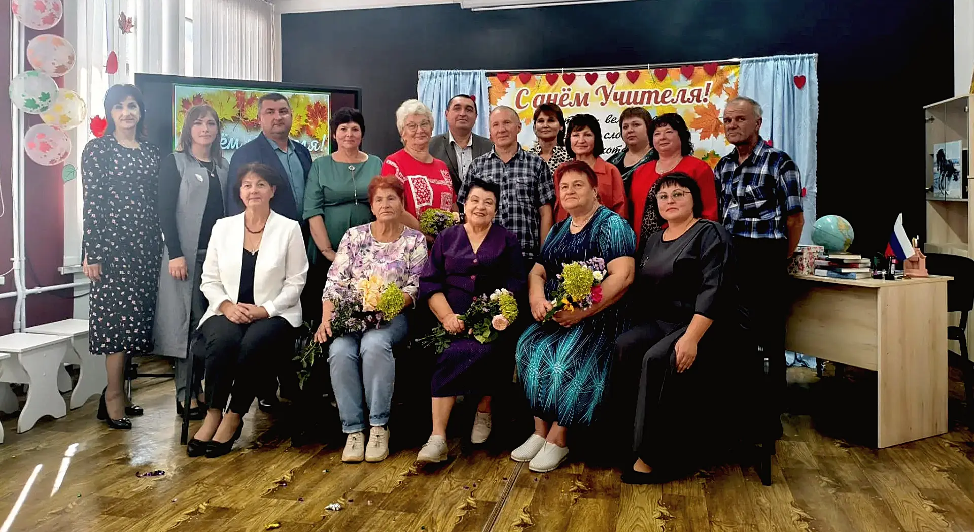 🍁🎉 В Слащевской средней школе прошел праздничный концерт ко Дню учителя! 👩‍🏫👨‍🏫