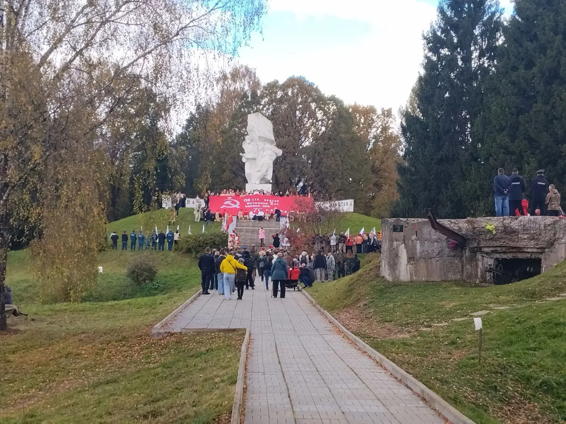 ПАМЯТИ ПОДОЛЬСКИХ КУРСАНТОВ