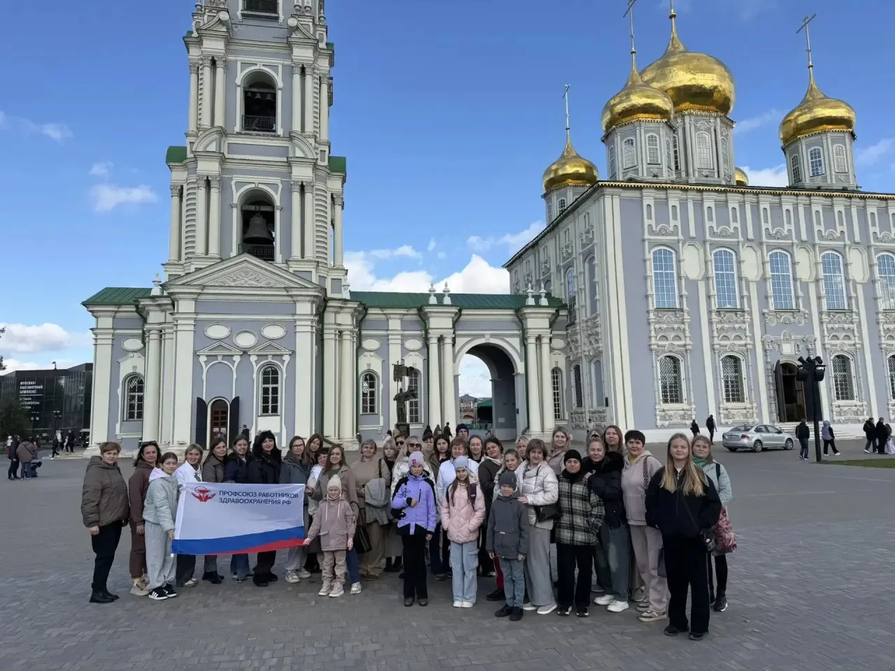 Члены профсоюза и их семьи провели выходной день в Туле. Программа выдалась насыщенной ...