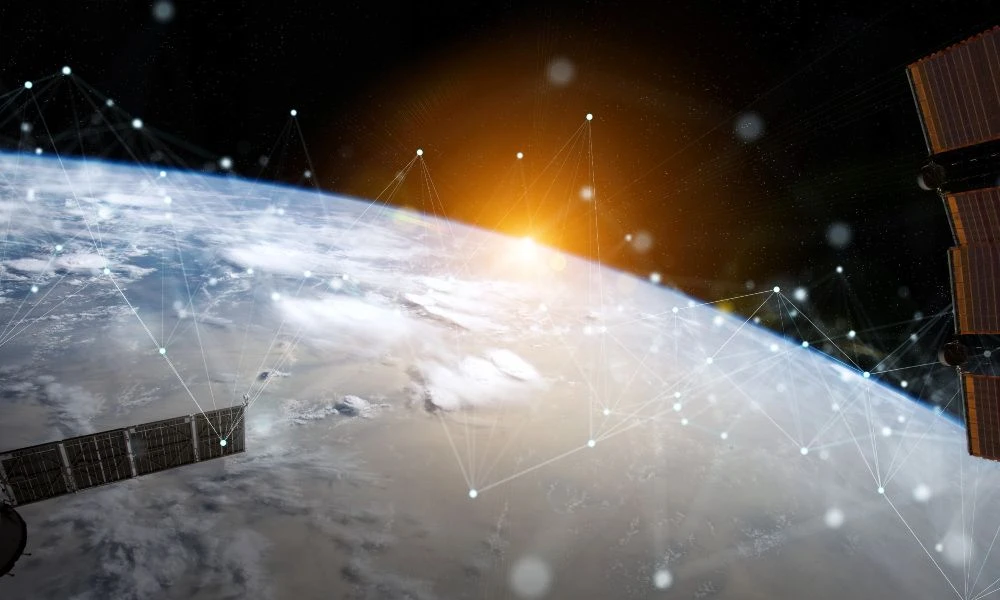 SpaceX получила лицензии для развертывания сотовой связи в США