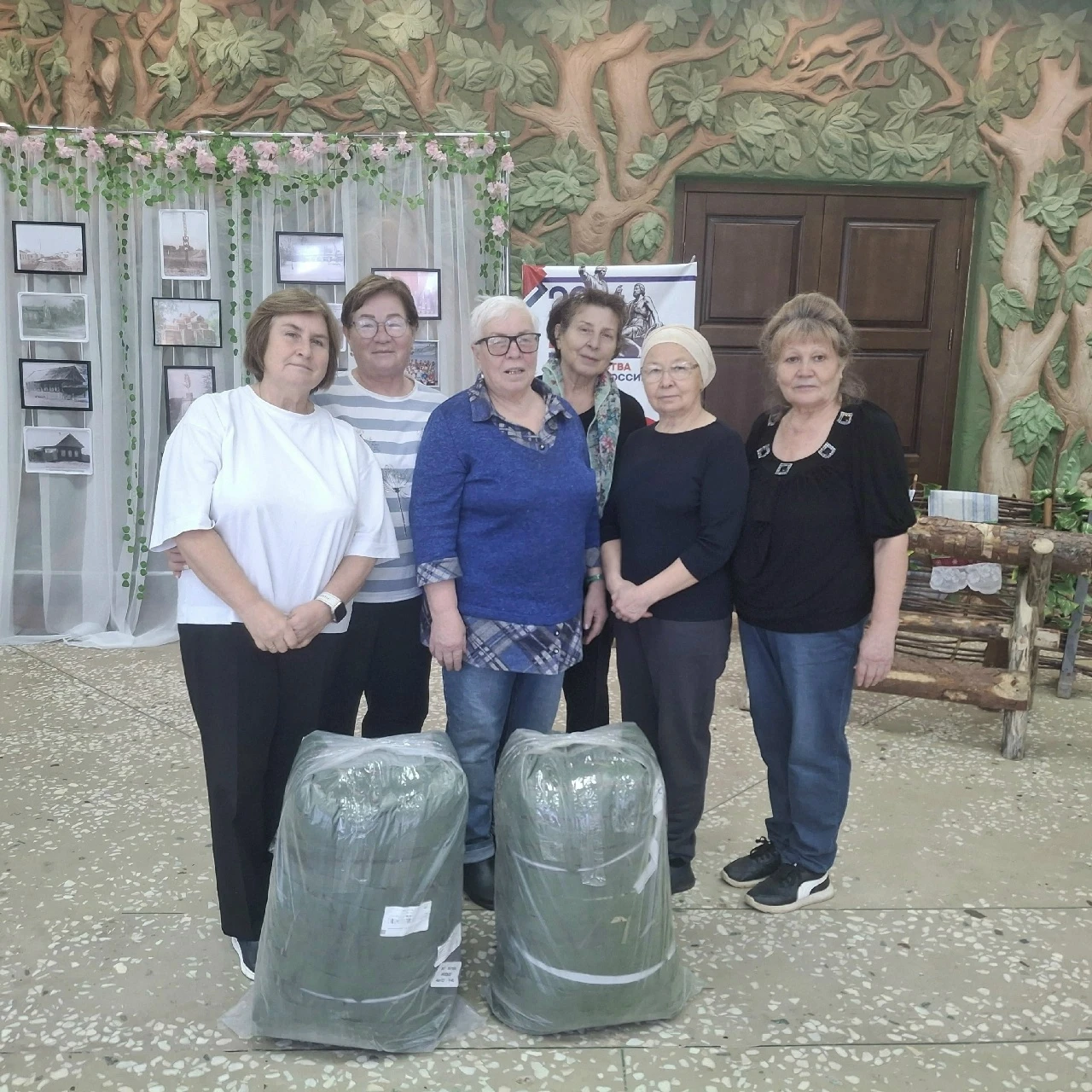 👍Жительницы Воткинского района неустанно трудятся, чтобы помочь нашим бойцам