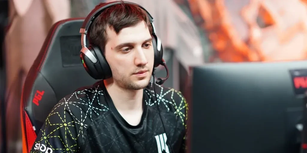 ↗️ Arteezy обвинил iLTW в перекупе аккаунтов Dota 2: «Valve, забаньте таких ребят!»