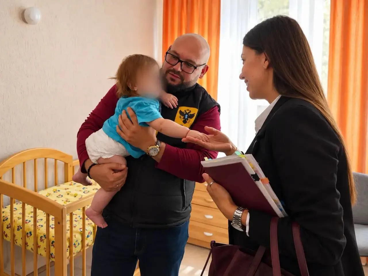 🤝 Сергей Георгиев и сотрудники Соцфонда России помогли матери с двумя детьми из Иванов...