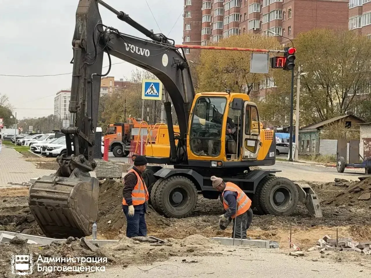 🛣️В Благовещенске начали ремонт ещё одного участка улицы Октябрьской