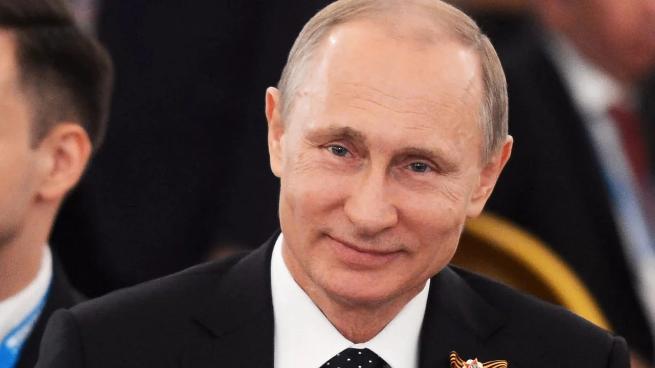 Большинство россиян признают Путина одним из наиболее влиятельных мировых лидеров (80%).