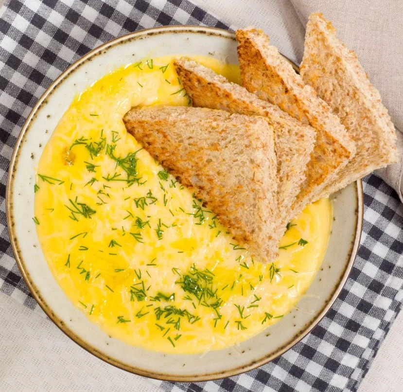Лёгкий сырный суп за полчаса без хлопот 🍲