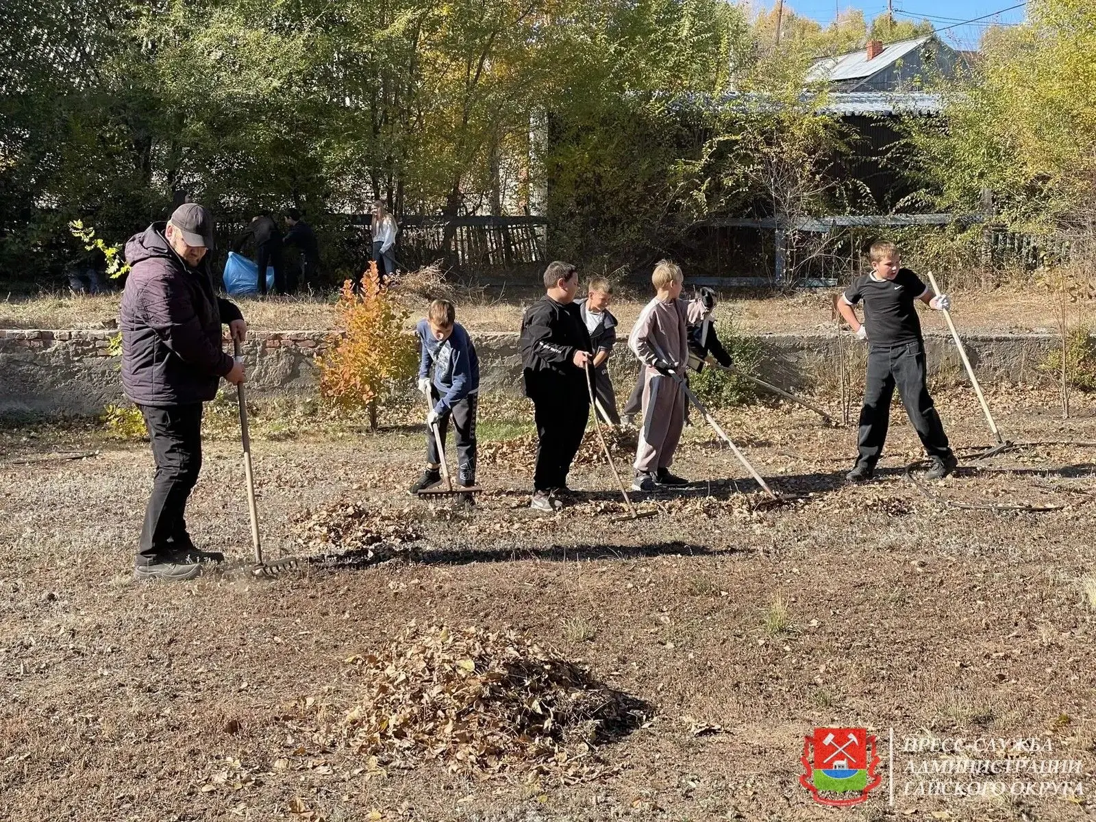 ⚡️Сегодня в Гайском округе прошли мероприятия по санитарной очистке территории.
