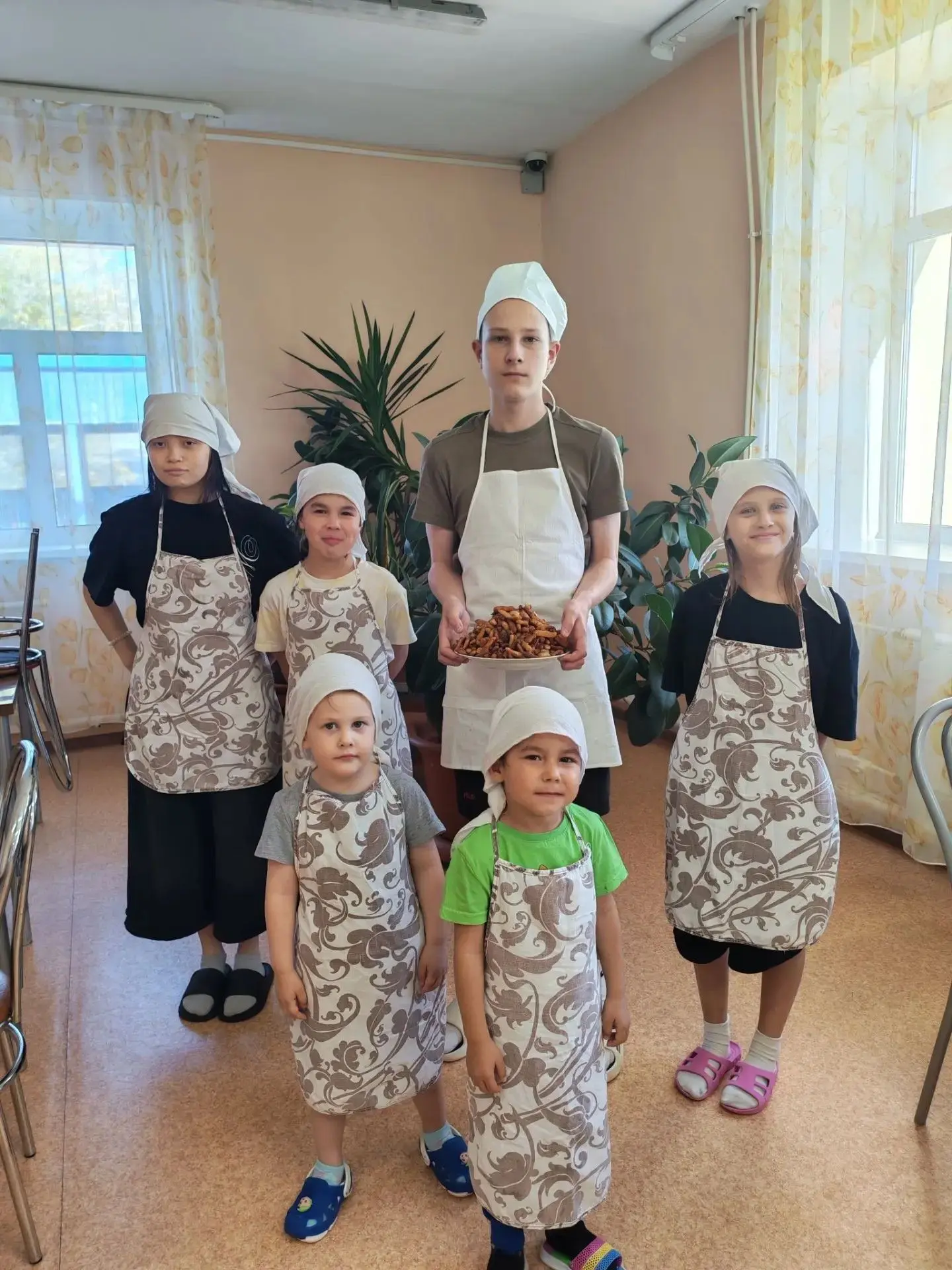 🌟 Магия на кухне: как наши ребята готовили татарское чудо! 🌟