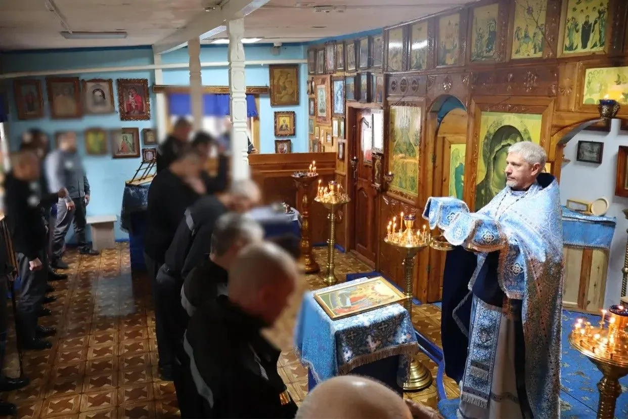 В ИК-11 прошла Божественная литургия