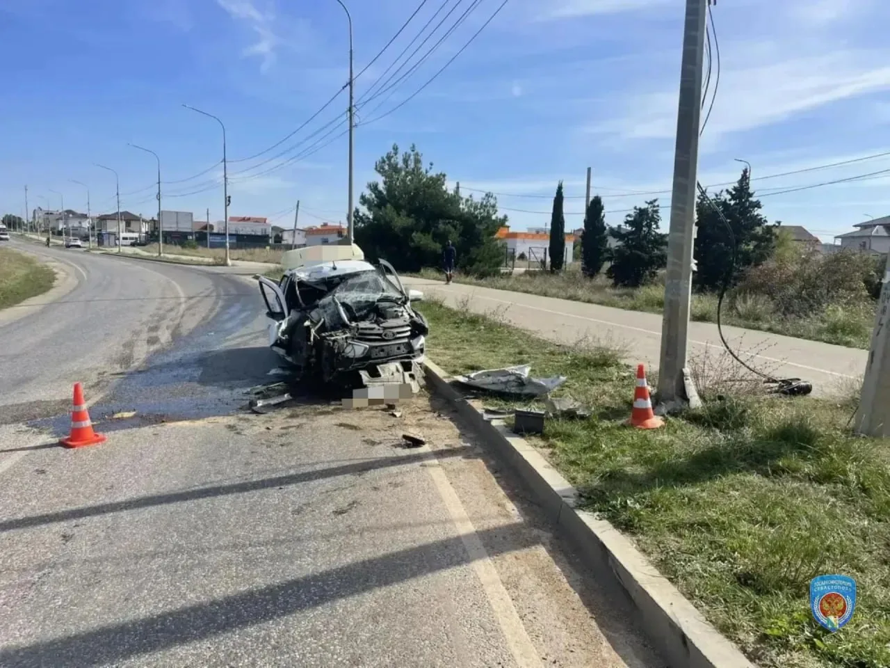 🚕 На Фиолентовском шоссе такси врезалось в опору освещения