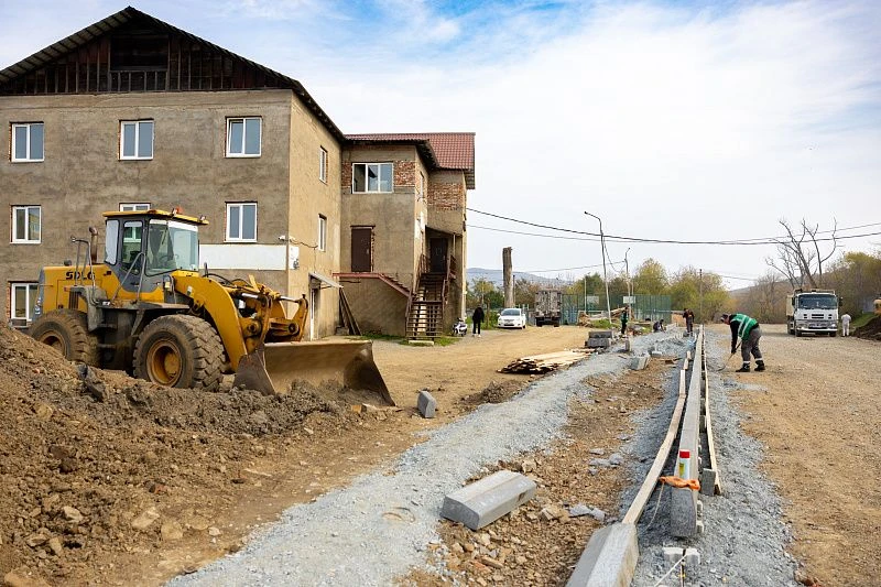 🚧 Дорогу в Подножье ремонтируют с опережением графика
