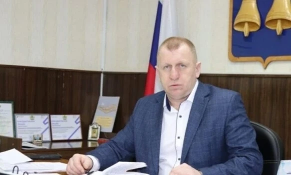 Глава Макарьевского округа Алексей Казвиров поздравляет аграриев с Днем сельского хозяй...