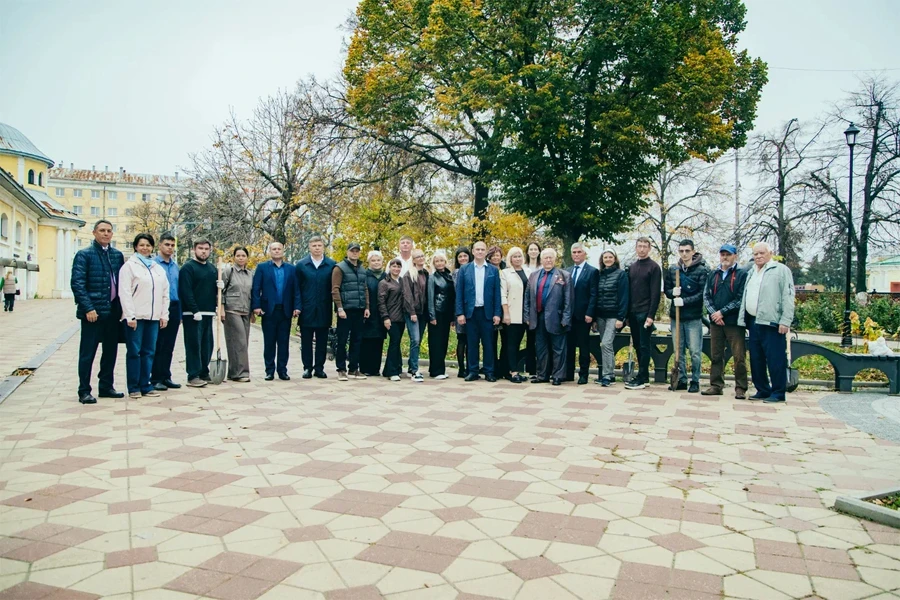 🌳 Депутаты и сотрудники аппарата Рязанской областной Думы присоединились к акции «Октя...