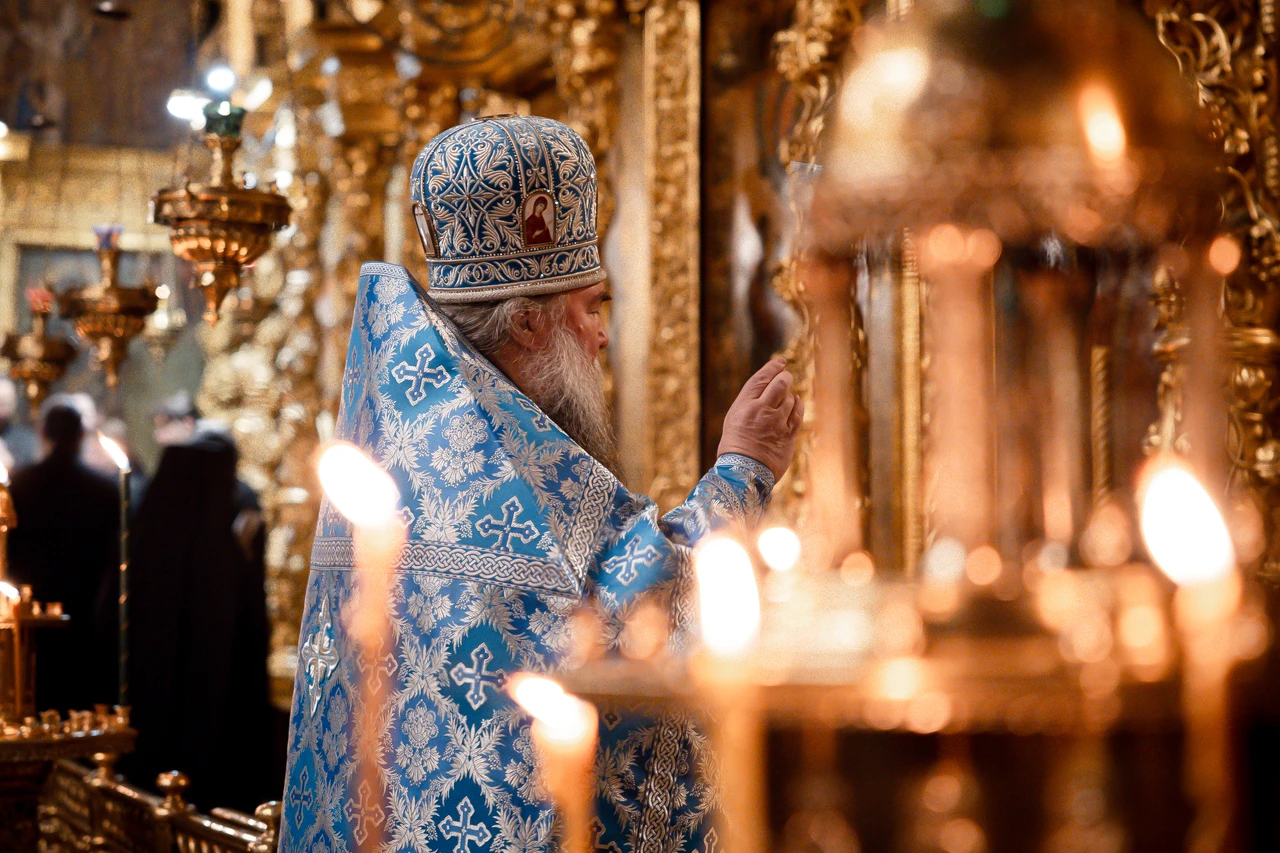 Кадры праздничных богослужений из Троице-Сергиевой Лавры 🙏